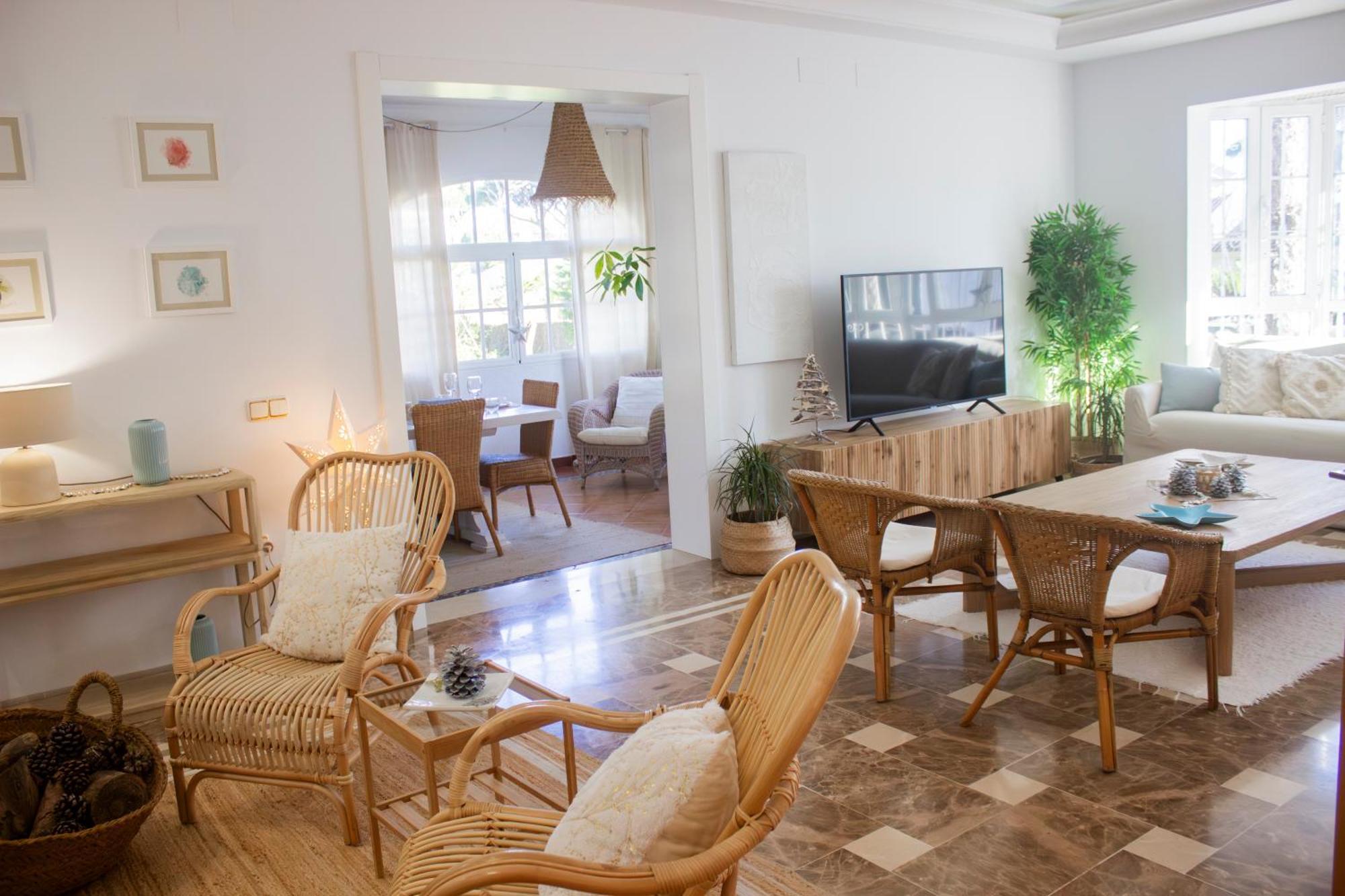 Luxury Style Villa Aurora Роче Екстериор снимка